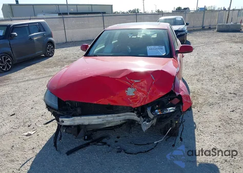 2011 Audi A4 2.0T Premium z USA, uszkodzony, nr VIN WAUAFAFL5BN011671